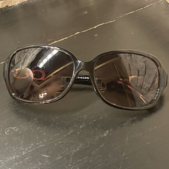 COACH Kissing C Square Black Sunglasses L948 HC8145 NO CASE - Picture 1 of 11